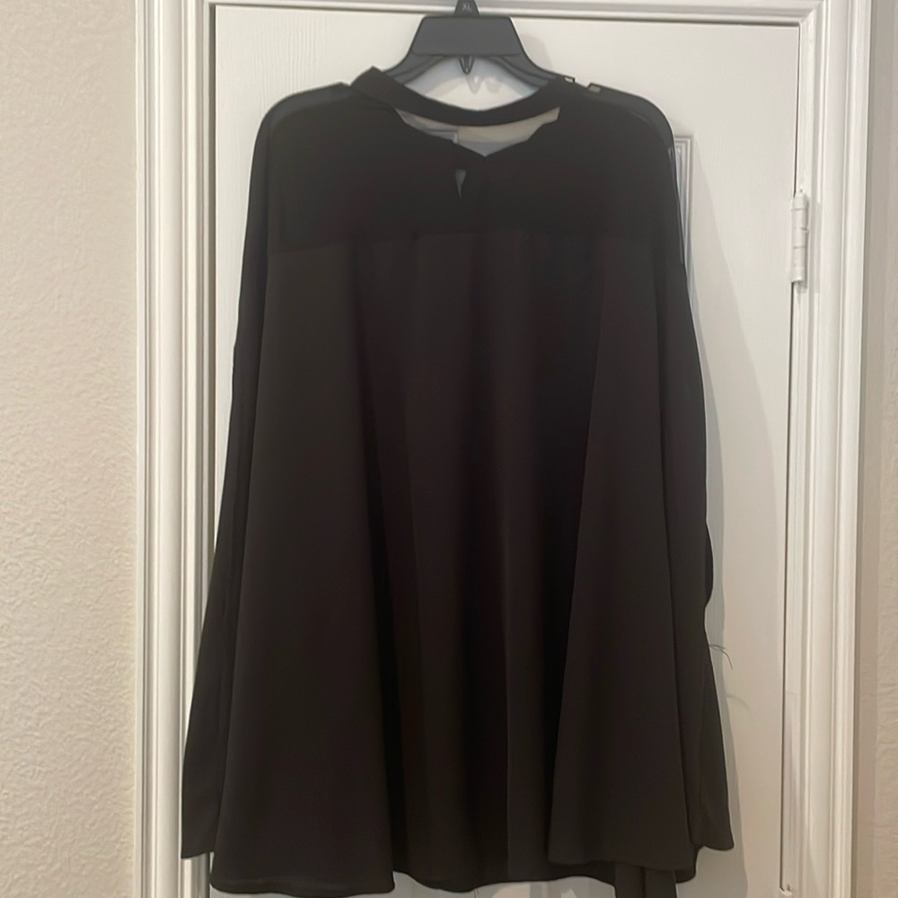 Women’s Plus SZ 2X Poncho Style Top